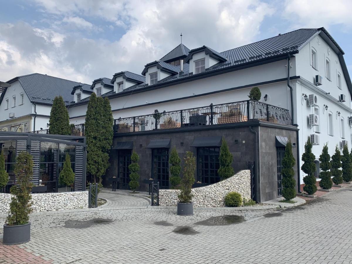 Hotel Kameleon Tarnobrzeg Exterior foto
